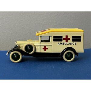 Vintage Lledo Days Gone 1936 Packard Ambulance diecast toy